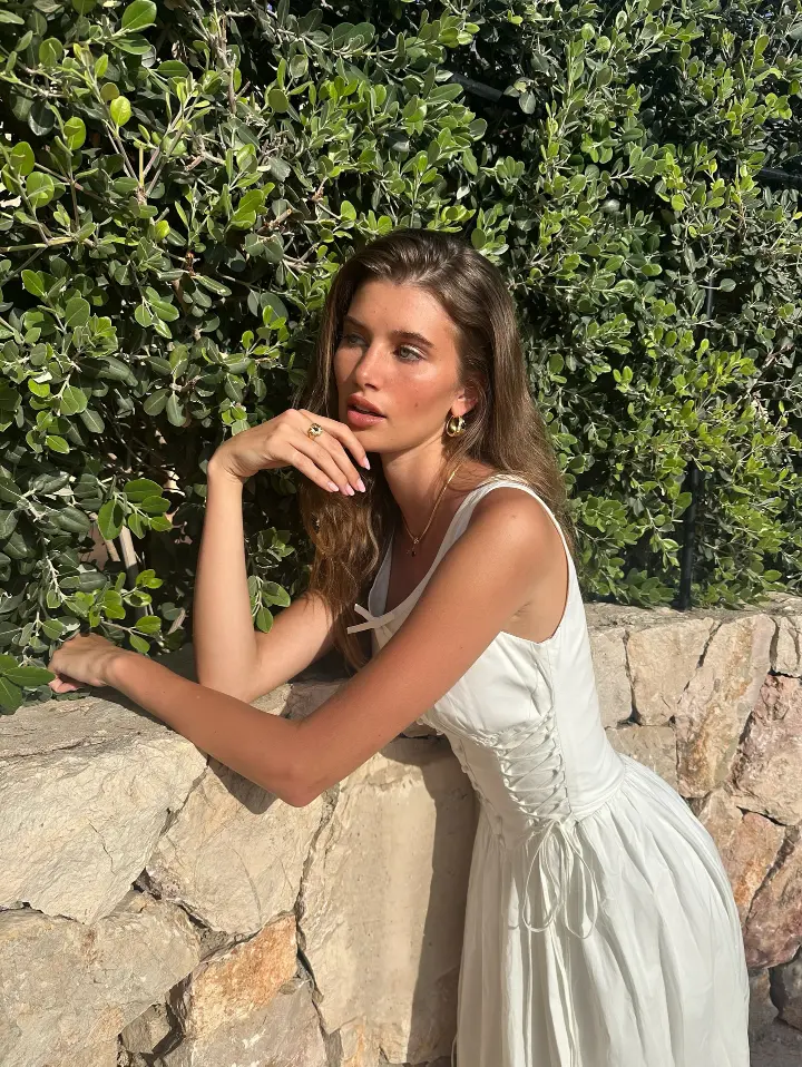 Sienna Raine