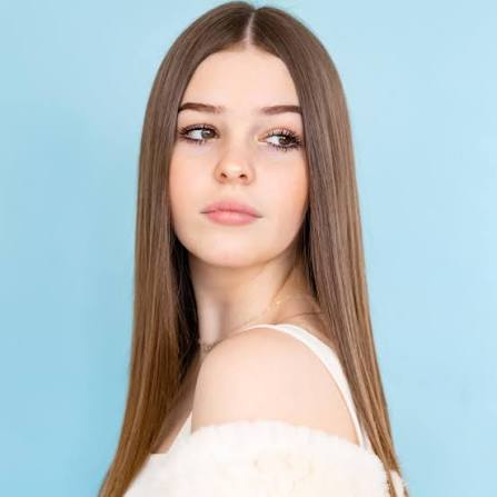 Lauren Webb Lauren Webb